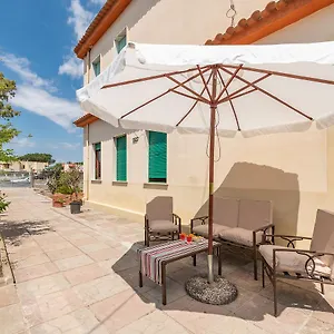  Villa Casa Lupa Magnifica Con Giardino Italia
